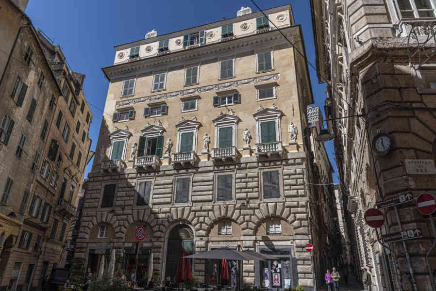 Italia - Génova 107.jpg